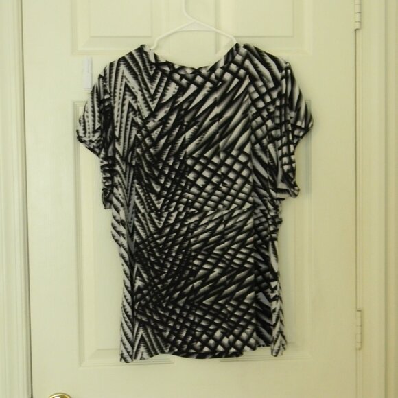 Worthington Woman Stretch Top Blouse 3X Black White Shirt Career Work Layering - Picture 2 of 4